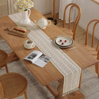 Chemin de Table en Dentelle Bohème – Élégance Naturelle et Déco Raffinée