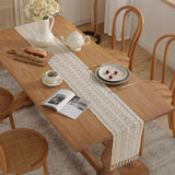 Chemin de Table en Dentelle Bohème – Élégance Naturelle et Déco Raffinée