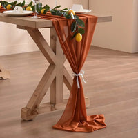 Chemin de Table en Mousseline de Soie – Tombé Élégant