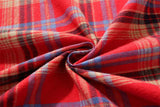 détail tissu nappe rouge à carreaux