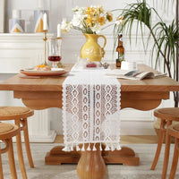 Chemin de Table Blanc en Macramé Style Vintage