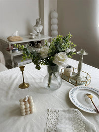 Nappe Blanche Chic Brodée en Dentelle