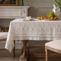 Nappe Blanche Luxueuse et Design en Dentelle