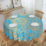 Nappe Bleu Ronde Résistante avec Motif Mandala sur une table avec des assiettes et des couverts