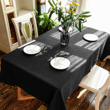 Nappe Noire et Rectangulaire en Lin sur une table