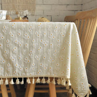 Nappe Rectangulaire en Coton à Pompons et Dentelle — Beige