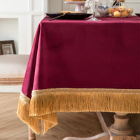 Nappe Table Rouge en Velours avec Pampilles